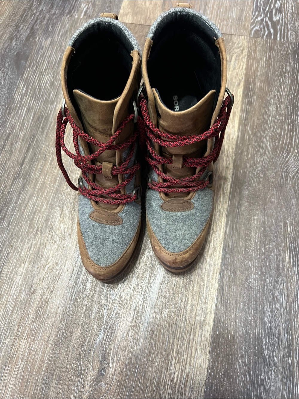 Sorel Brown & Gray Lace-Up Hiker Boots with Red Laces